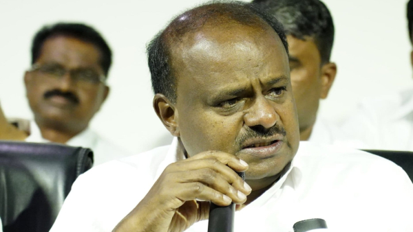 H D Kumaraswamy Reaction About Stone Pelting During The Dissolution Of Ganesha In Mandya H D Kumaraswamy Reaction About Stone Pelting During The Dissolution Of Ganesha In Mandya