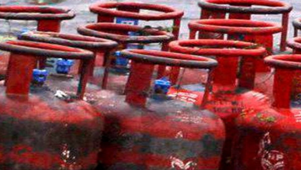 LPG How to get gas cylinder for Rs 499