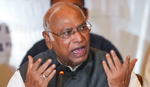 Home Minister Amit Shah is furious with AICC president Mallikarjuna Kharge