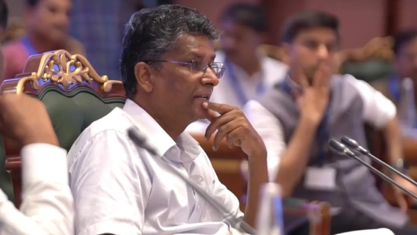 Minister Satish Jarkiholi Should Become CM Ankalagi-Kundargi Swamiji Demands Minister Satish Jarkiholi Should Become CM Ankalagi-Kundargi Swamiji Demands