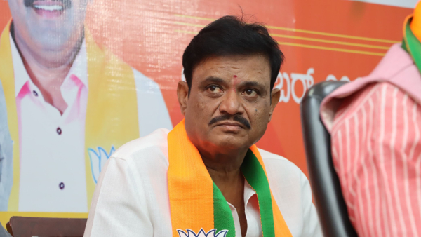 MLA Munirathna and Actor Darshan are faced Issues with RR Nagar Vastu Dosha See Prediction