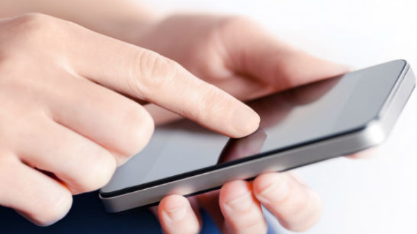 A Young Woman Who Gave A Deal to Steal Her Lover s Mobile In Bengaluru