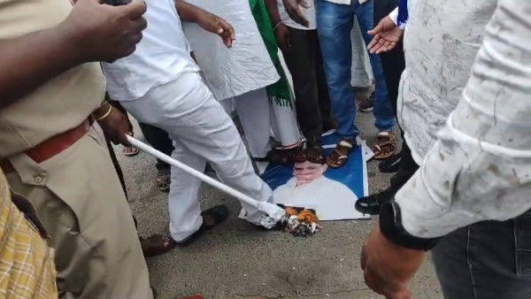 Should be hanged to Munirathna Dalit organizations demand