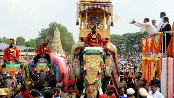 Mysuru Dasara 2024 Ignoring Folk Artistes In dasara Jamboo Savari Mysuru Dasara 2024 Ignoring Folk Artistes In dasara Jamboo Savari