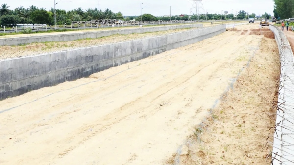 V Somanna Inspected And Fixed Deadline To Complete Koteganguru Railway Coaching Depot Work