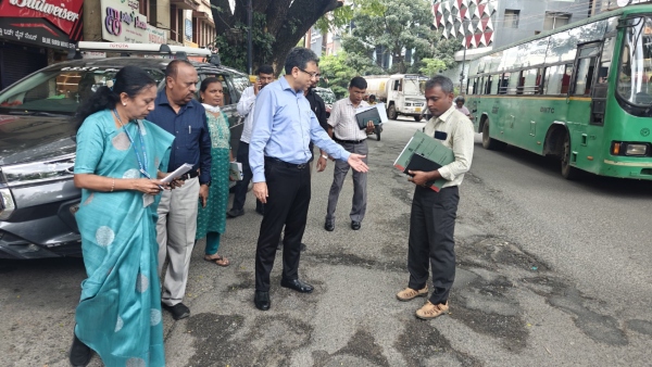 Road Pothole Sealing Work Is In Progress In Bengaluru