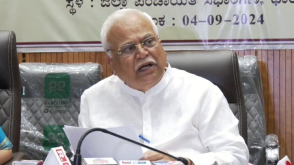 RV Deshpande Talk Again CM Siddaramaiah Post