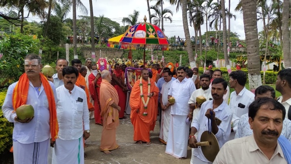 Shravan Maas end Pooja by 108 householders in Male Mahadeshwara Hill