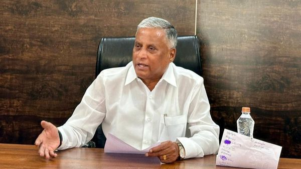 Siddaramaiah Will Resign As Chief Ministerin Two Days Says V Somanna