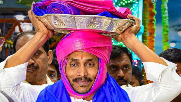 Tirupati laddu row Pawan took Uturn Surprise statement about Jagan Tirupati laddu row Pawan took Uturn Surprise statement about Jagan