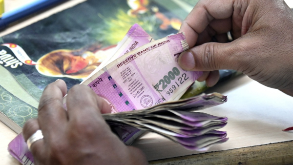 7th Pay Commission Central May Give 18 5 Percent Basic Salary of Government Employees