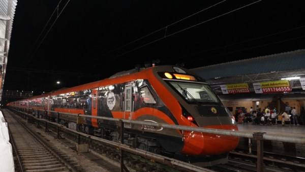 Flag Off For 10 Vande Bharat Express Train On September 15 One For Karnataka