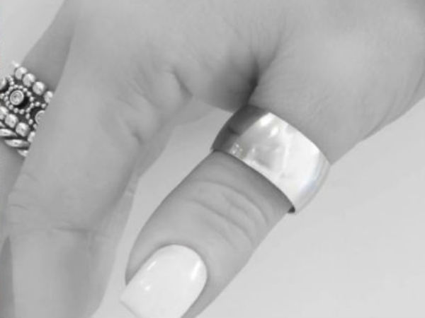 astrology which zodiac signs should not wear silver as per astrology in kannada