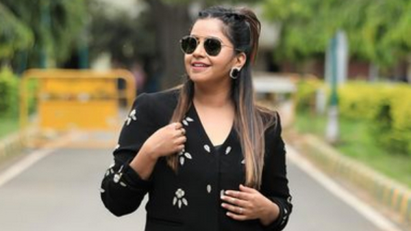 Anchor Anushree Revealed Her Marriage Date In Her Youtube Channel