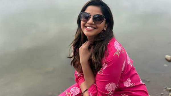 Anchor Anushree Revealed Her Marriage Date In Her Youtube Channel