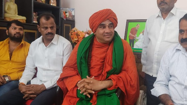 Basava Jaya Mrityunjaya Swami Remarks on Caste Census Report Implemented in Karnataka