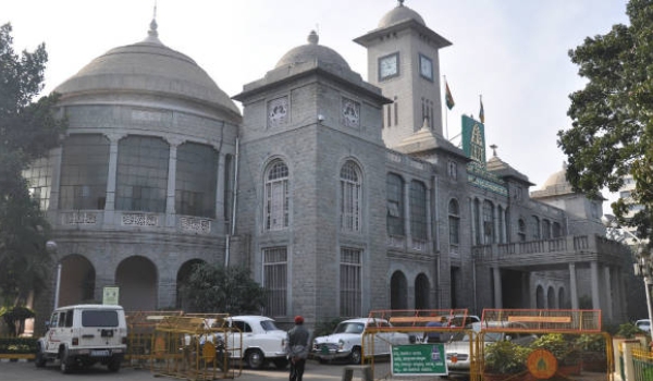 Kannada should be taught to this BBMP first not the northerners