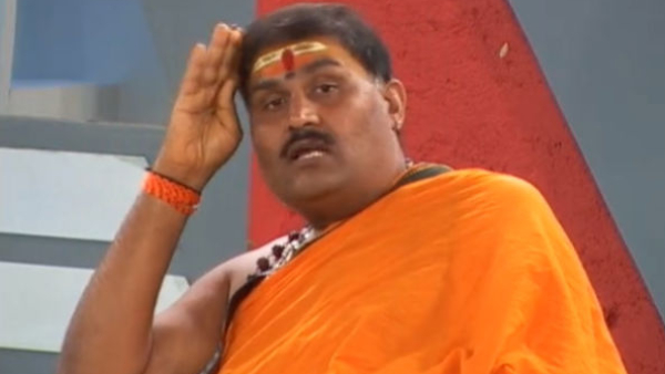 Brahmanda Guruji Shocking prediction about Karnataka bisection and CM