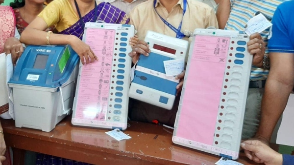 Three Assembly Seats By Election In Karnataka 45 Candidates In Fray