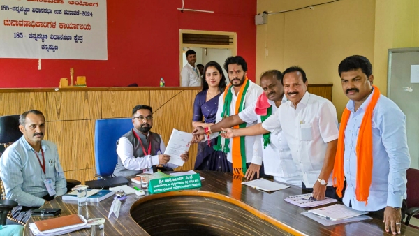 Channapatna By-Election Nikhil Kumaraswamy is the owner of crores his son is also a millionaire Channapatna By-Election Nikhil Kumaraswamy is the owner of crores his son is also a millionaire