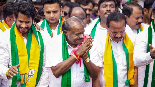 Channapatna By-Election Nikhil Kumaraswamy is the owner of crores his son is also a millionaire Channapatna By-Election Nikhil Kumaraswamy is the owner of crores his son is also a millionaire