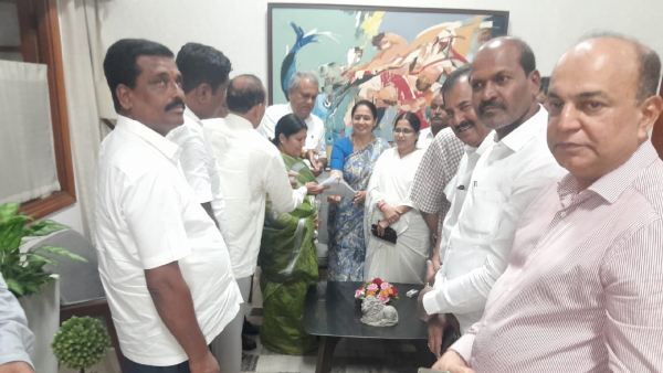 JDS Delegation complaint to Karnataka Chief secretary