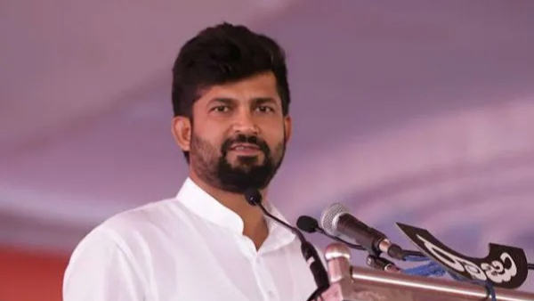 BJP Leader Pratap Simha Lashed Out At CM Siddaramaiah Over Muda Case
