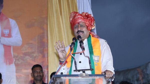 Congress Minister MB Patil Assured The Farmers Of Vijayapur District