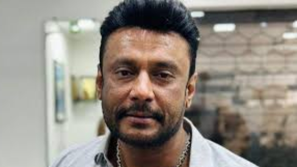 Actor Darshan Fans Disrespect To Kannada in Dasara banner at Hesaralli village viral