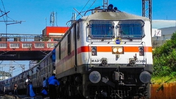 Indian Railways Over 400 Police Officials Fined for Traveling Without Tickets on Train