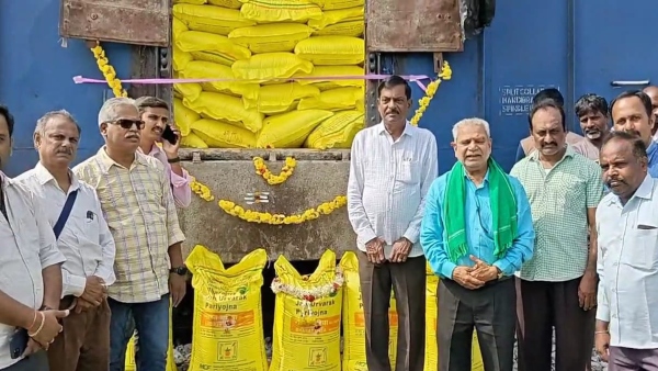 Goods Train brought Fertilizer to State s Last Railway Station for the First Time