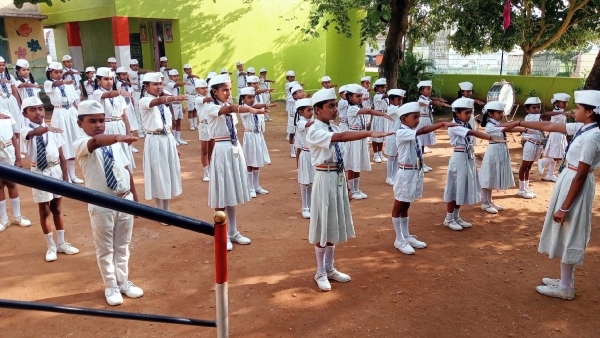 Deepavali Festival 2024 School Students Has Not Use Firecrackers by 8 Years in Hongahalli