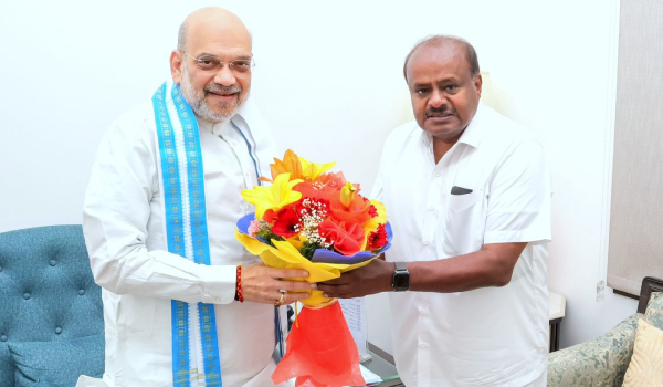 HD Kumaraswamy Letter to Amit Shah For Urges Action Against Lokayukta ADGP Chandrashekhar