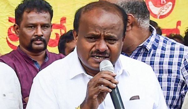 Siddaramaiah raking up old cases to implicate me claims H D Kumaraswamy