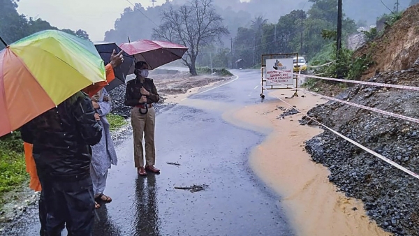 heavy rain forecast dharwad precautionary measures