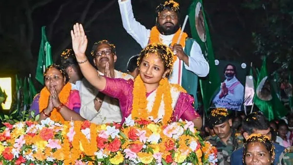 Jharkhand Elections 2024 Hemant Soren s wife Kalpana has been named JMM s star campaigner Jharkhand Elections 2024 Hemant Soren s wife Kalpana has been named JMM s star campaigner