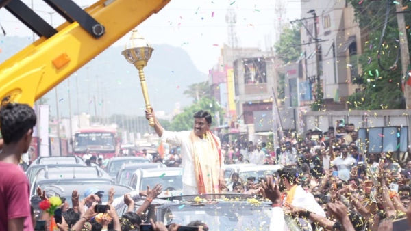 Grand Welcome For Janardhana Reddy At Sandur All Set for By Election