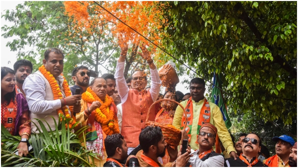 Shivraj Singh Chouhan Critiques Hemant Soren Government in Jharkhand