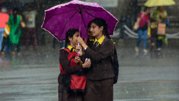 Karnataka Rains Heavy Rainfall Forecast in These Districts of State for Next 3 Hours on october 12