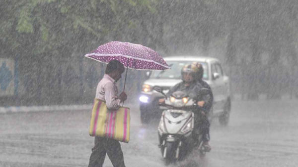 Karnataka Rains Heavy rainfall forecast in these districts of state in few moments on october 31