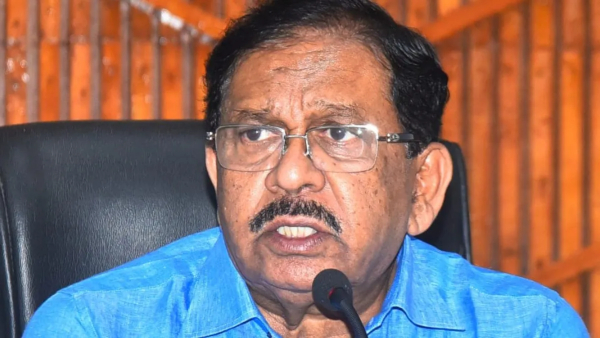 Influential Congress Minister s Shocking Statement About Dalit CM Debate