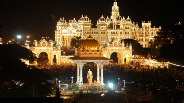 People Opposition to Mysore Palace Entry Fee Increased