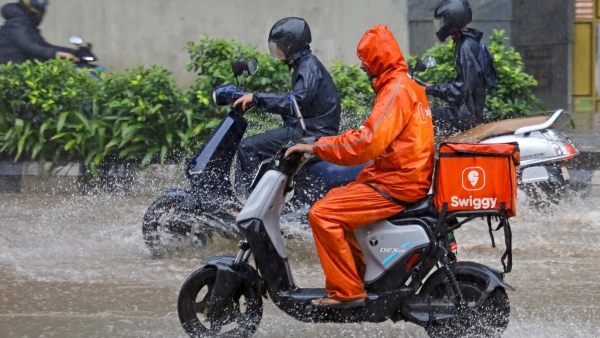 Heavy rain in next three hours of October 21 in Karnataka IMD forecast