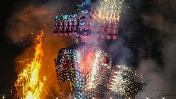 Ravan Dahan on Dussehra When did the tradition of burning Ravana on Dussehra begin Ravan Dahan on Dussehra When did the tradition of burning Ravana on Dussehra begin