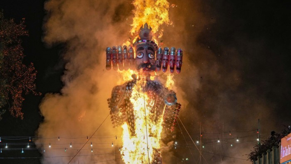 Ravan Dahan on Dussehra When did the tradition of burning Ravana on Dussehra begin Ravan Dahan on Dussehra When did the tradition of burning Ravana on Dussehra begin