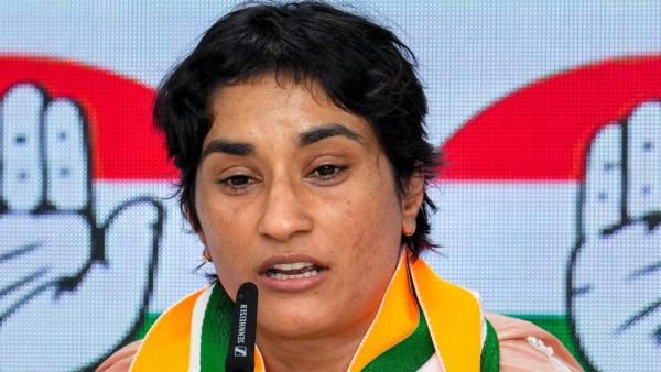 Shock for Vinesh Phogat Initial setback BJP candidate leads