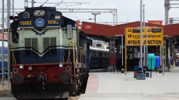 Dasara Special Train To Mysuru Karwar And Bengaluru Karwar Schedule