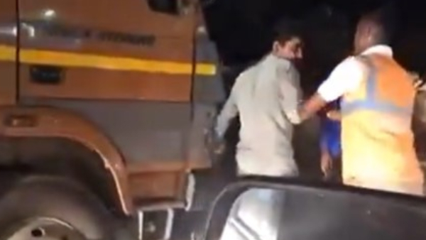 Tamil Nadu Police Beat Up A Driver From Karnataka Near Hosur