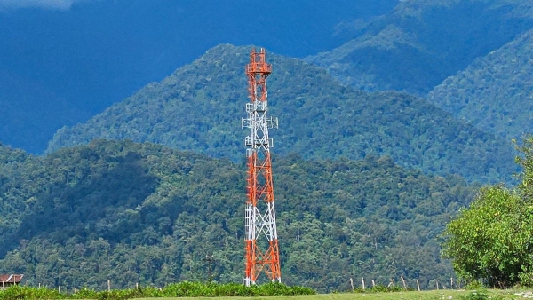 Thieves Stole A Mobile Tower In Tippu Nagar Shimoga