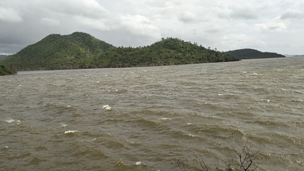 Heavy Rain Continue Vani Vilasa Sagara Dam will be full filled if 7 feet of water comes